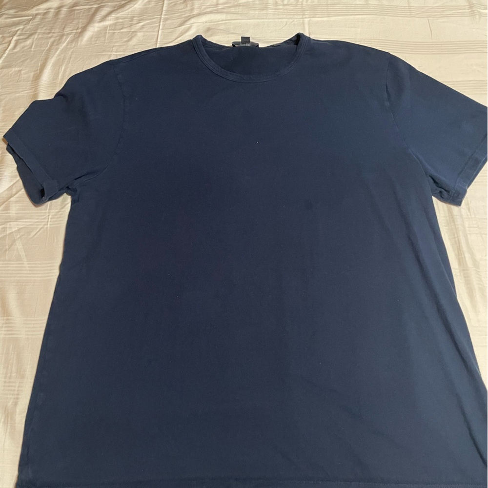 Vince Deep Navy Tee, elevated high quality basic.